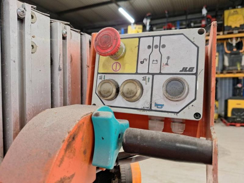 JLG Toucan Duo - Nacelle à mât vertical: photos 5 JLG Toucan Duo - Nacelle à mât vertical: photos 5