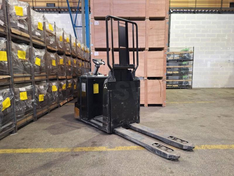 Mitsubishi OPB20N2 - Préparateur de commandes: photos 5 Mitsubishi OPB20N2 - Préparateur de commandes: photos 5