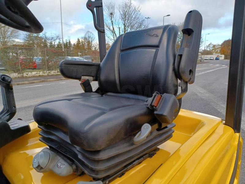 Chariot élévateur électrique Yale ERP16VTMWB: photos 10
