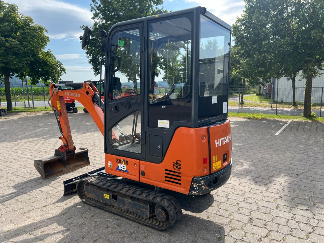 Hitachi ZX 19-6 CR, BJ 21, 1270 BH, MS01, GL - Mini pelle: photos 3 Hitachi ZX 19-6 CR, BJ 21, 1270 BH, MS01, GL - Mini pelle: photos 3