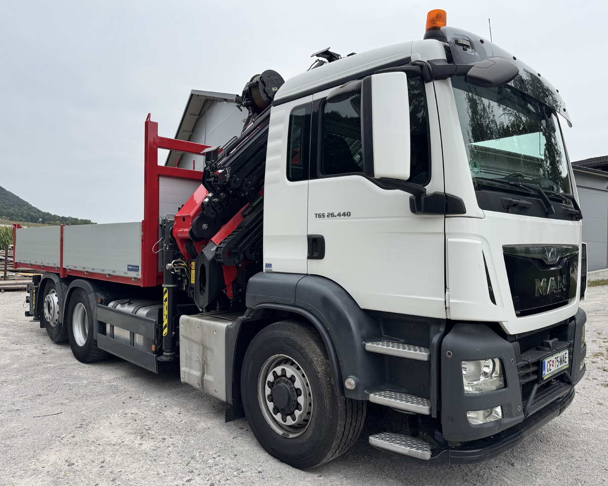 MERCEDES-BENZ Hiab Palfinger Fassi F275-5 JIB-3 - Camion plateau: photos 5 MERCEDES-BENZ Hiab Palfinger Fassi F275-5 JIB-3 - Camion plateau: photos 5
