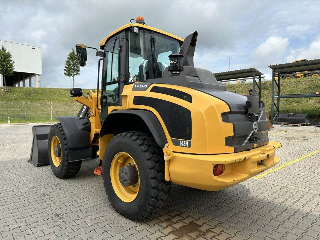 Volvo L45HS - Chargeuse sur pneus: photos 2 Volvo L45HS - Chargeuse sur pneus: photos 2
