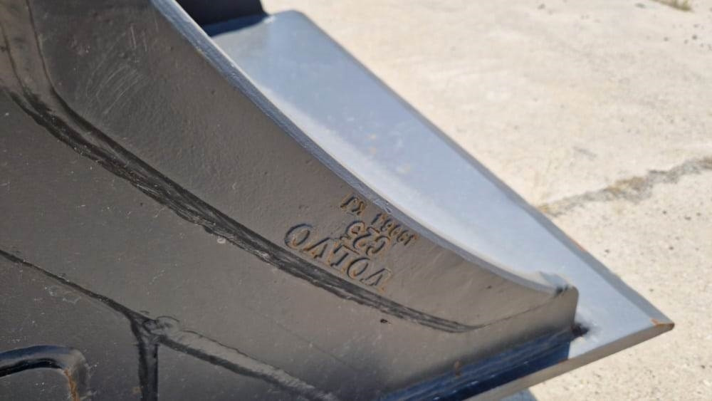 Volvo Tieflöffel mit Messer - Tractopelle: photos 5 Volvo Tieflöffel mit Messer - Tractopelle: photos 5