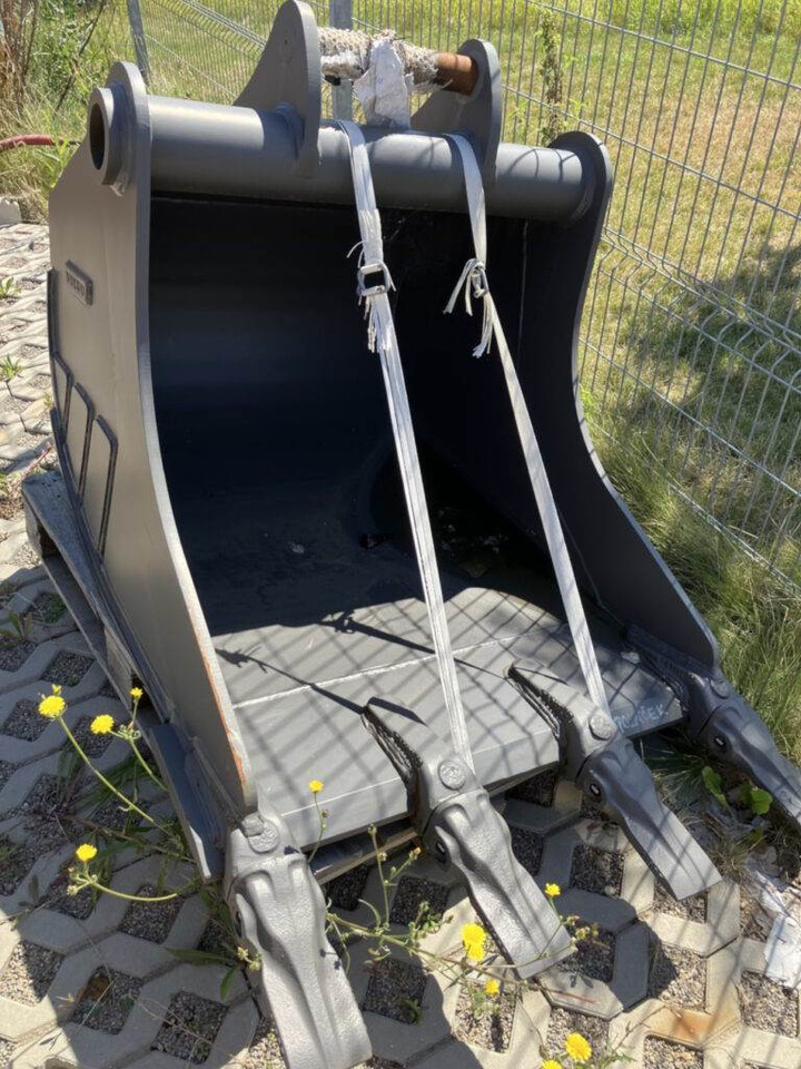 Volvo Tieflöffel mit Zähnen S6 - Tractopelle: photos 1 Volvo Tieflöffel mit Zähnen S6 - Tractopelle: photos 1