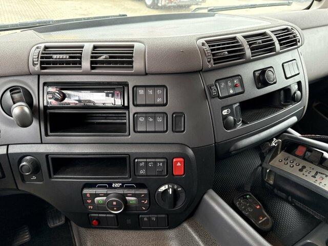 DAF CF 450 FAN 6x2 Pritsche mit Kran HIAB 188 E-6 - Camion grue: photos 3 DAF CF 450 FAN 6x2 Pritsche mit Kran HIAB 188 E-6 - Camion grue: photos 3