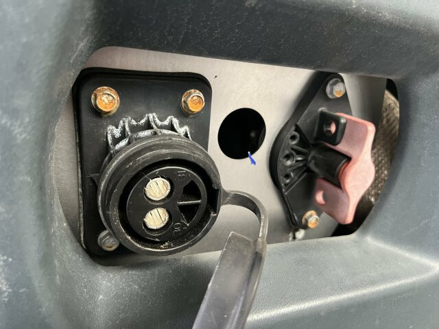 Balayeuse de voirie Hako Citymaster CM 2200 Kehrmaschine 2 m³: photos 13 Balayeuse de voirie Hako Citymaster CM 2200 Kehrmaschine 2 m³: photos 13