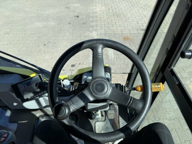 Johnston C202 Kleinkehrmaschine 2 M³ - 6.000 h - Balayeuse de voirie: photos 3 Johnston C202 Kleinkehrmaschine 2 M³ - 6.000 h - Balayeuse de voirie: photos 3