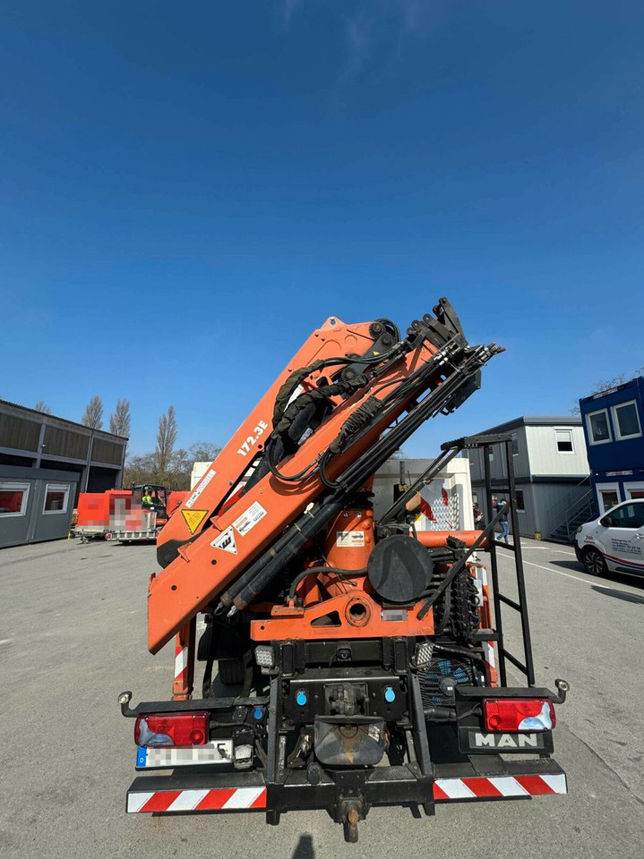 MAN TGS 26.400 6x2*4 Kipper Bordm. Kran ATLAS 172.3E - Camion grue: photos 4 MAN TGS 26.400 6x2*4 Kipper Bordm. Kran ATLAS 172.3E - Camion grue: photos 4