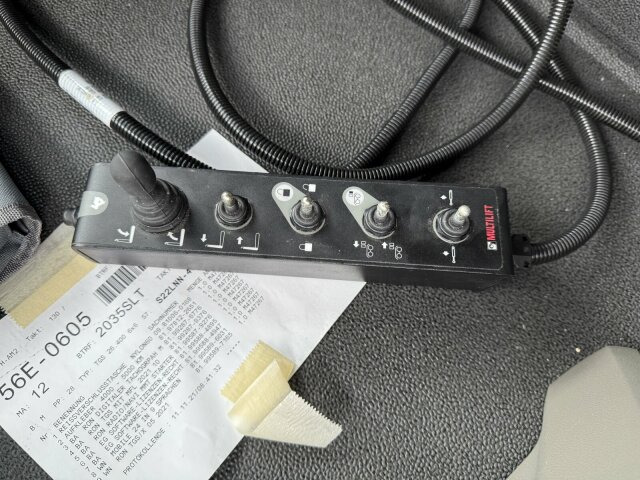 MAN TGS 26.400 6x6 Abrollkipper HIAB Optima 20S - Camion ampliroll: photos 4 MAN TGS 26.400 6x6 Abrollkipper HIAB Optima 20S - Camion ampliroll: photos 4