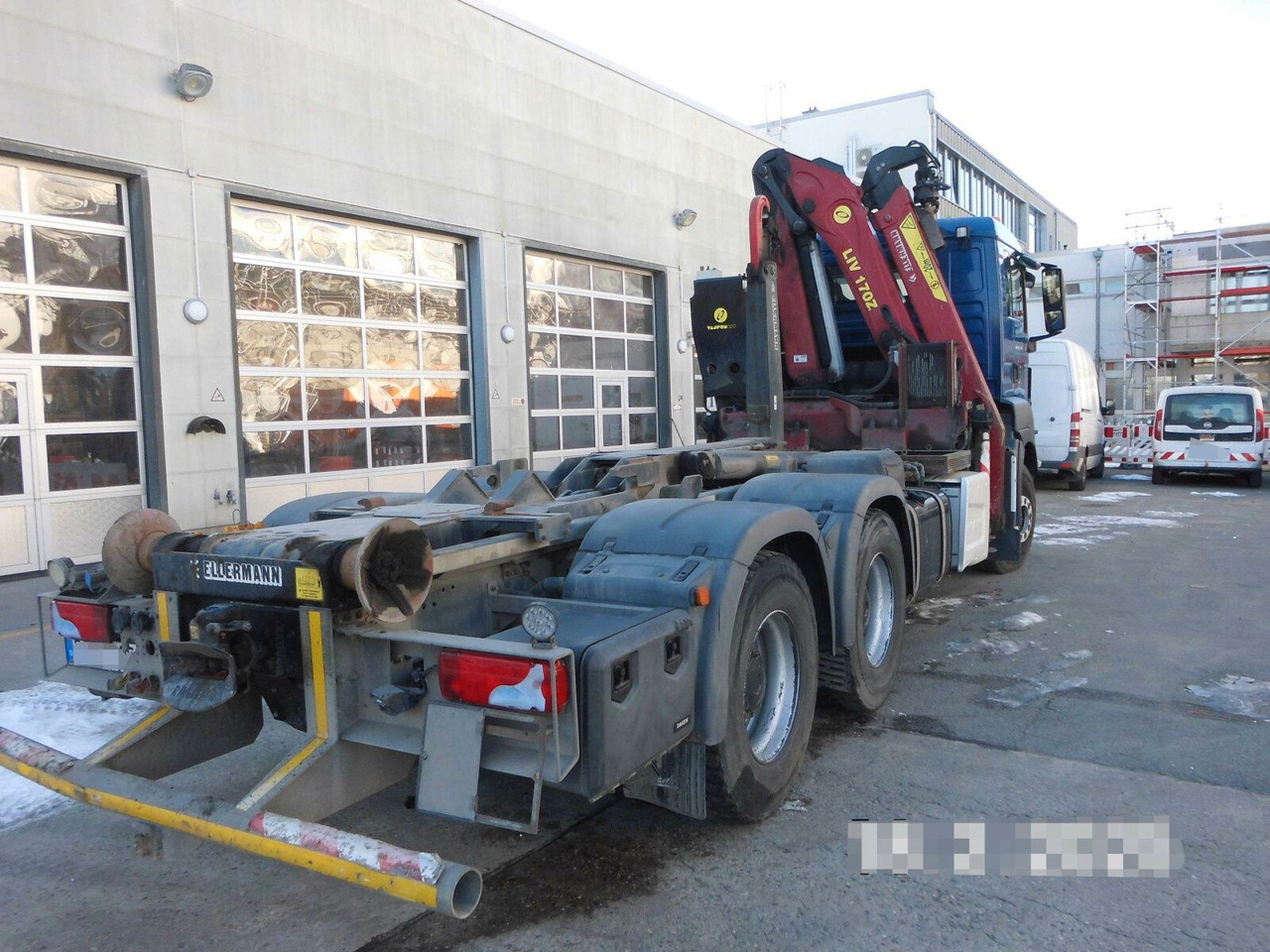 MAN TGS 28.480 6x4 Abrollkipper + Kran bis 4,63 T - Camion grue: photos 3 MAN TGS 28.480 6x4 Abrollkipper + Kran bis 4,63 T - Camion grue: photos 3
