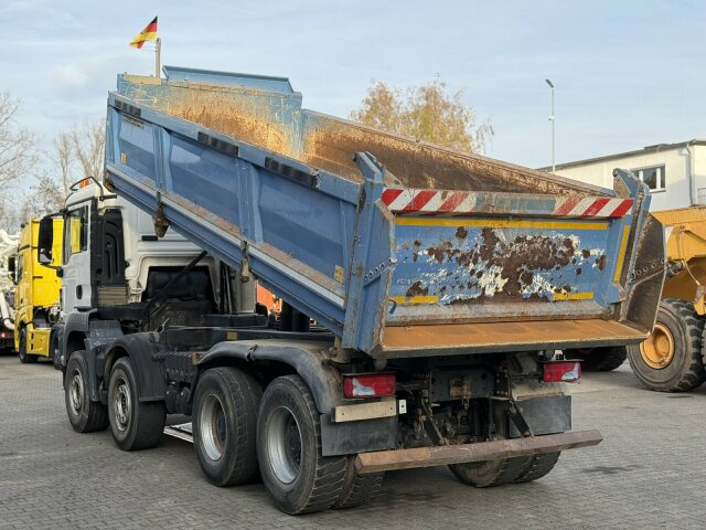 MAN TGS 35.440 DSK 8x4 Meiller Kipper Bordmatik - Camion benne: photos 2 MAN TGS 35.440 DSK 8x4 Meiller Kipper Bordmatik - Camion benne: photos 2