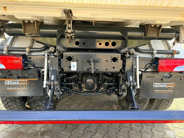 MAN TGS 35.470 8x4 BB Euro6 Meiller Kipper Bordmatik - Camion benne: photos 4 MAN TGS 35.470 8x4 BB Euro6 Meiller Kipper Bordmatik - Camion benne: photos 4