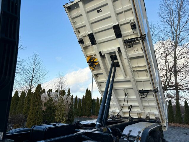 MAN TGS 35.470 8x4 BB Euro6 Meiller Kipper Bordmatik - Camion benne: photos 5 MAN TGS 35.470 8x4 BB Euro6 Meiller Kipper Bordmatik - Camion benne: photos 5