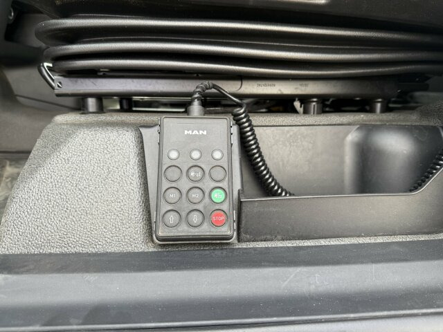 MAN TGX 26.520 6x2 Abrollkipper MEILLER RS 21.70 - Camion ampliroll: photos 5 MAN TGX 26.520 6x2 Abrollkipper MEILLER RS 21.70 - Camion ampliroll: photos 5