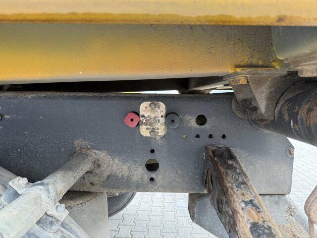 Meiller Anhänger TANDEM Dreiseitenkipper Liftachse - Remorque benne: photos 2 Meiller Anhänger TANDEM Dreiseitenkipper Liftachse - Remorque benne: photos 2