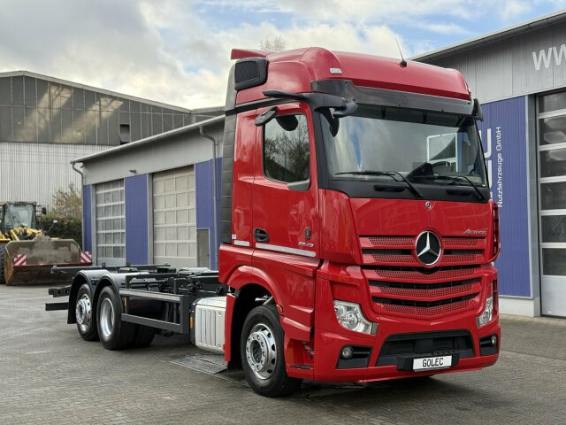 Mercedes-Benz ACTROS 2543 6x2 Wechselaufbau BDF AHK 2 Betten - Camion porte-conteneur/ Caisse mobile: photos 1 Mercedes-Benz ACTROS 2543 6x2 Wechselaufbau BDF AHK 2 Betten - Camion porte-conteneur/ Caisse mobile: photos 1