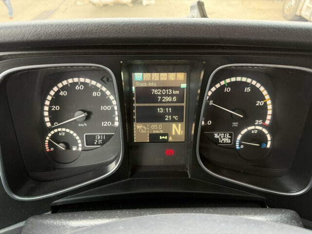 Mercedes-Benz ACTROS 2545 6x2 Pritsche Kran Palfinger PK20001K - Camion grue: photos 3 Mercedes-Benz ACTROS 2545 6x2 Pritsche Kran Palfinger PK20001K - Camion grue: photos 3