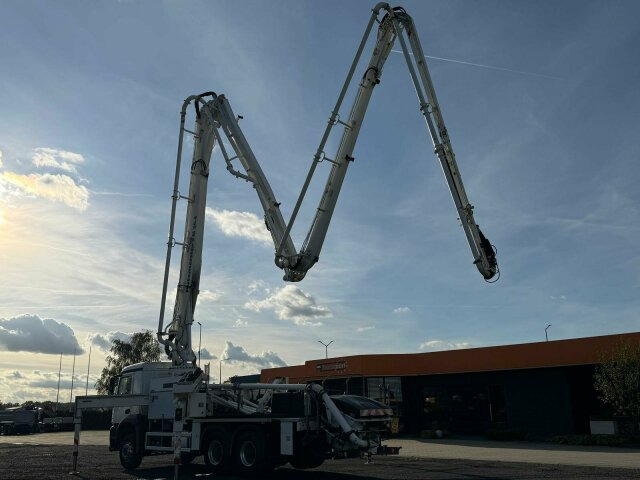 Mercedes-Benz AROCS 2840 6x4 Betonp. Putzmeister BSF36-4.16HLS - Camion pompe: photos 2 Mercedes-Benz AROCS 2840 6x4 Betonp. Putzmeister BSF36-4.16HLS - Camion pompe: photos 2