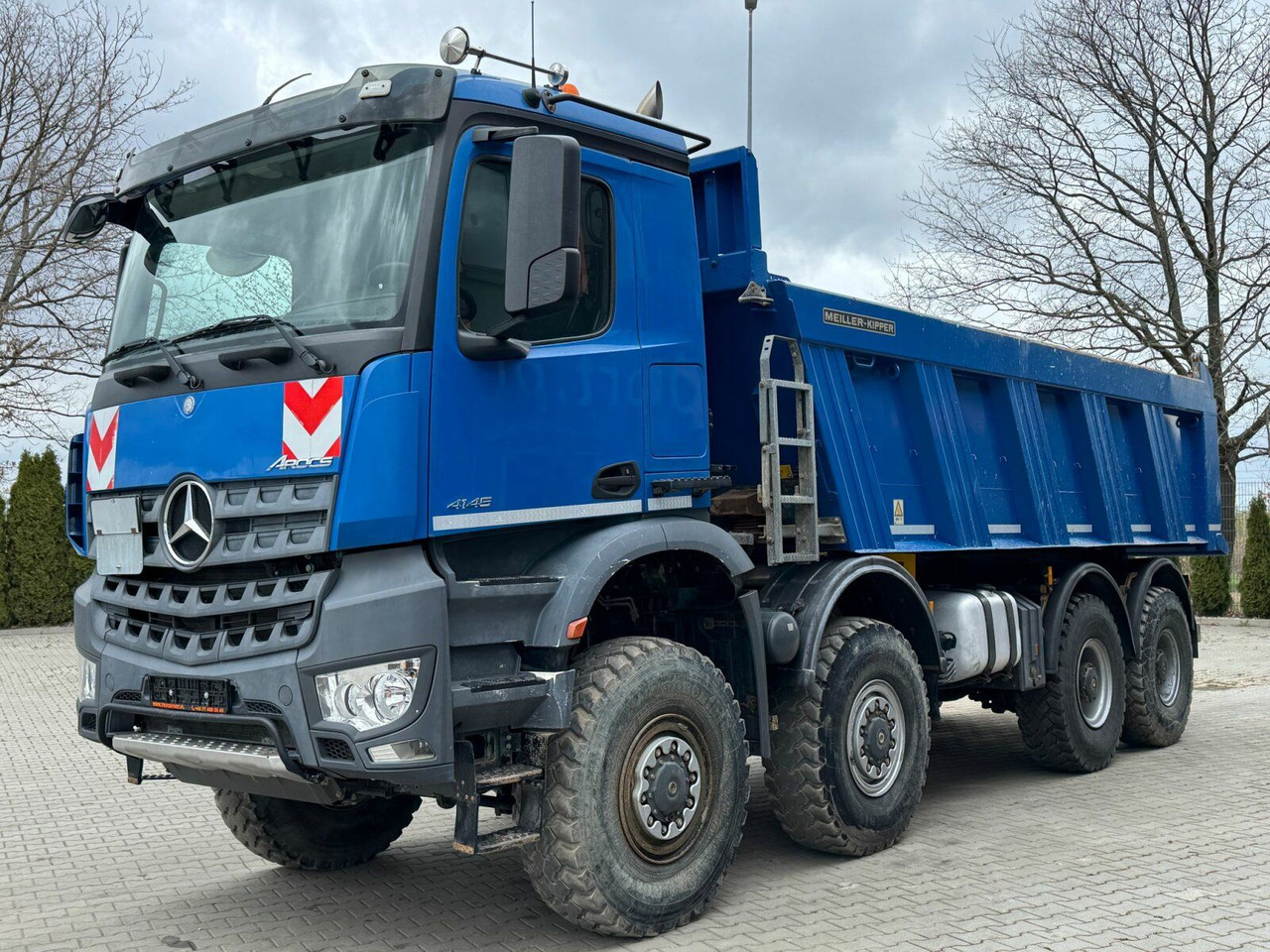 Mercedes-Benz AROCS 4145 8x8 EURO6 Muldenkipper TOP! - Camion benne: photos 2 Mercedes-Benz AROCS 4145 8x8 EURO6 Muldenkipper TOP! - Camion benne: photos 2