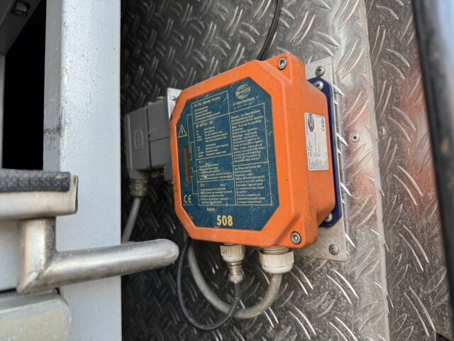 Camion vidangeur Mercedes-Benz Vario 818D Kanalreiniger Rockstroh Drain Jet 100: photos 6 Camion vidangeur Mercedes-Benz Vario 818D Kanalreiniger Rockstroh Drain Jet 100: photos 6