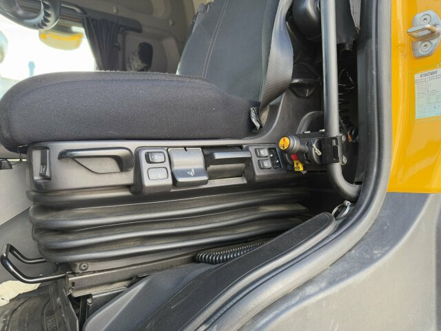 Scania G450 XT 4x4 Euro 6 SZM Kipphydraulik Blatt/ Luft - Tracteur routier: photos 5 Scania G450 XT 4x4 Euro 6 SZM Kipphydraulik Blatt/ Luft - Tracteur routier: photos 5