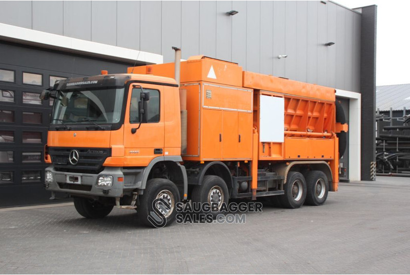 Mercedes-Benz Actros 4144 RSP 2006 Saugbagger - Camion vidangeur: photos 1 Mercedes-Benz Actros 4144 RSP 2006 Saugbagger - Camion vidangeur: photos 1