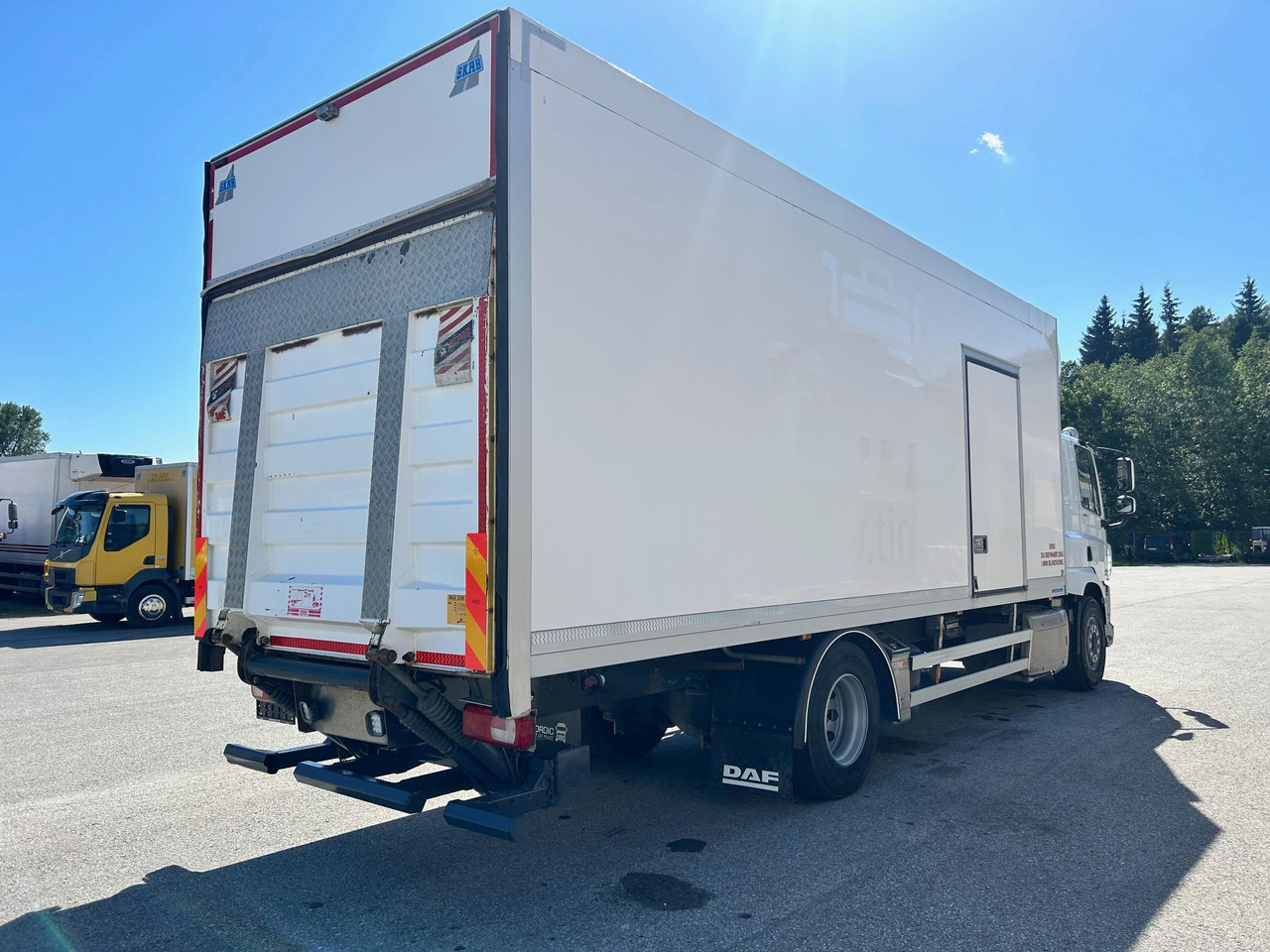 Camion frigorifique DAF CF330: photos 8 Camion frigorifique DAF CF330: photos 8