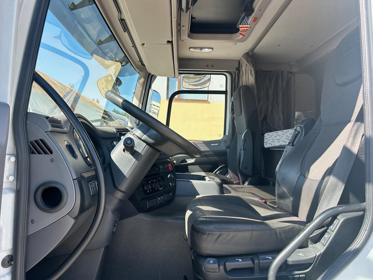 Camion frigorifique DAF CF330: photos 15 Camion frigorifique DAF CF330: photos 15