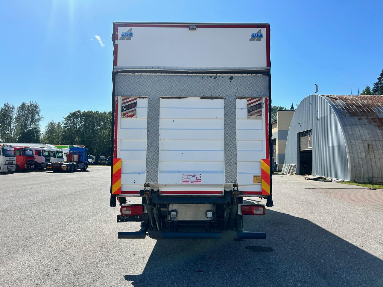 Camion frigorifique DAF CF330: photos 6 Camion frigorifique DAF CF330: photos 6