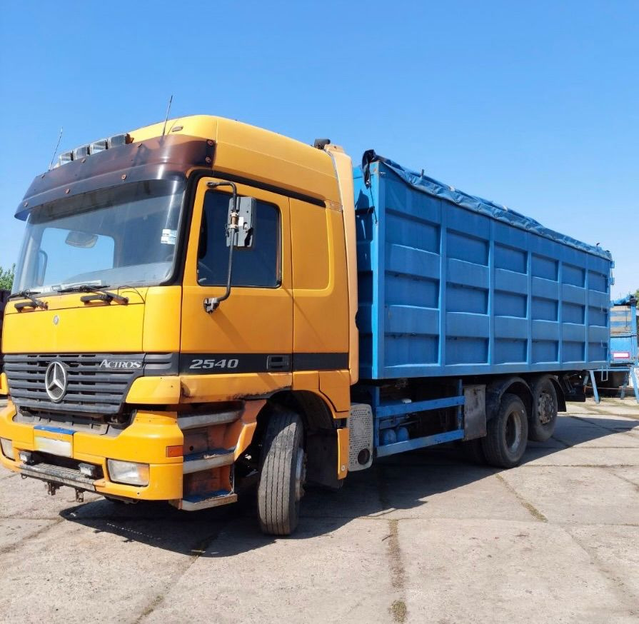 MERCEDES-BENZ 2540 - Camion plateau: photos 2 MERCEDES-BENZ 2540 - Camion plateau: photos 2