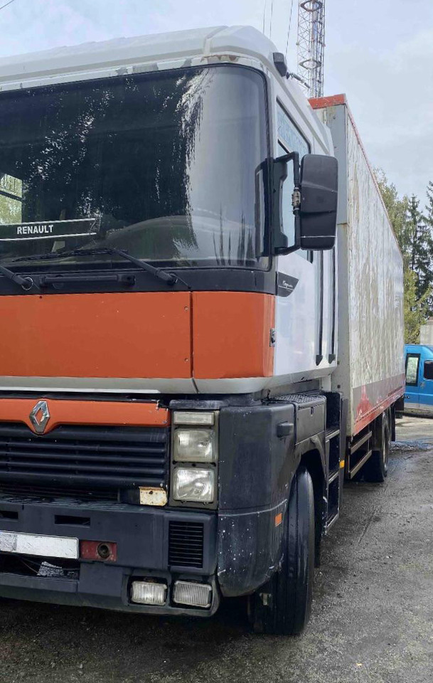RENAULT Magnum 430 ID1611 - Camion fourgon: photos 3 RENAULT Magnum 430 ID1611 - Camion fourgon: photos 3