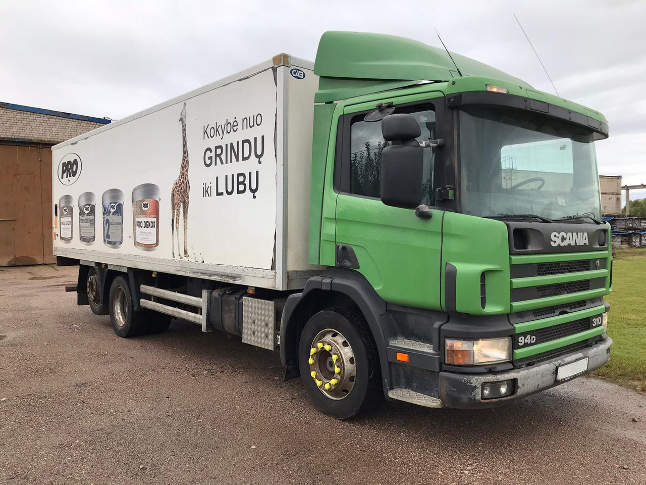 SCANIA 94D.310 - Camion fourgon: photos 1 SCANIA 94D.310 - Camion fourgon: photos 1
