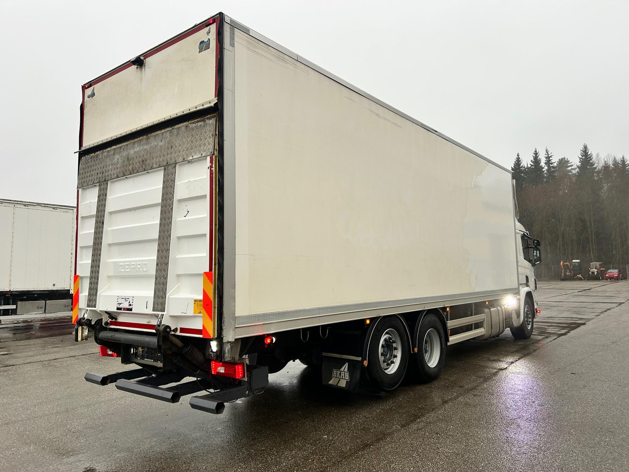 SCANIA P370 - Camion frigorifique: photos 4 SCANIA P370 - Camion frigorifique: photos 4