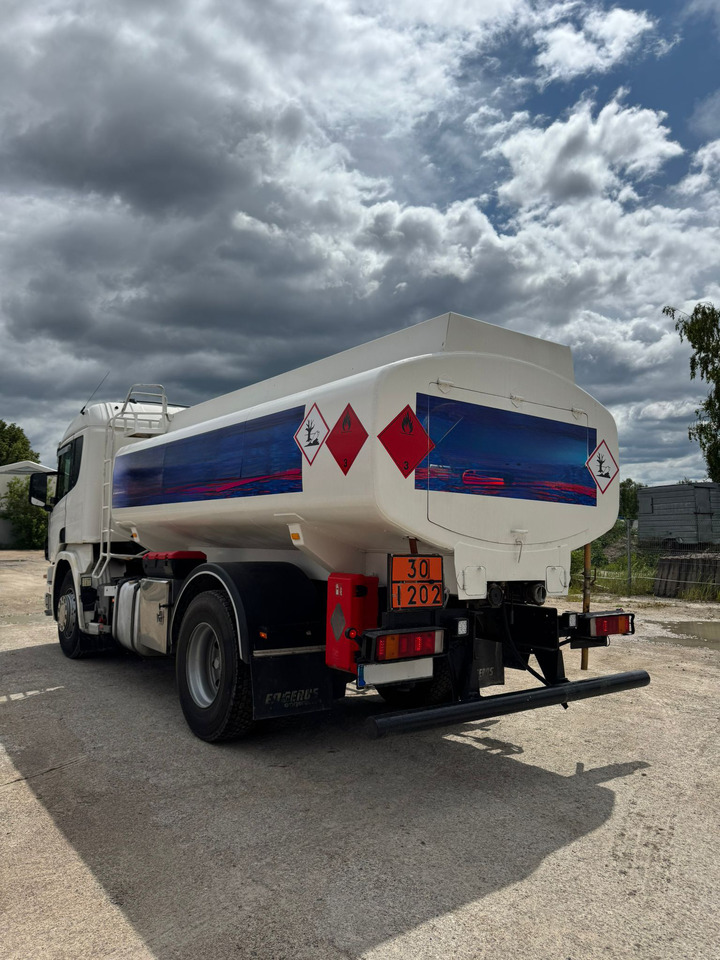 SCANIA P94 - Camion citerne: photos 5 SCANIA P94 - Camion citerne: photos 5