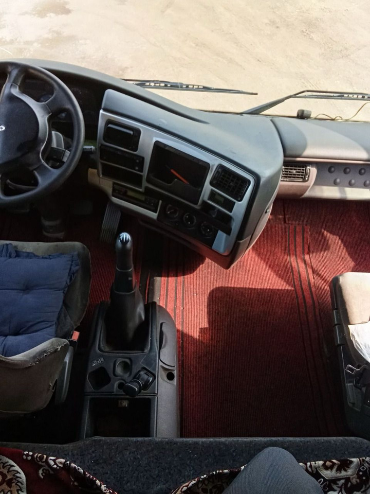 Tracteur routier RENAULT Magnum 440: photos 9