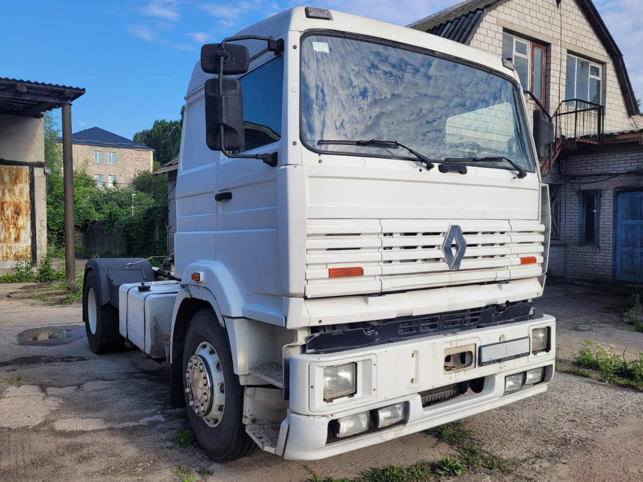 RENAULT Manager - Tracteur routier: photos 1 RENAULT Manager - Tracteur routier: photos 1