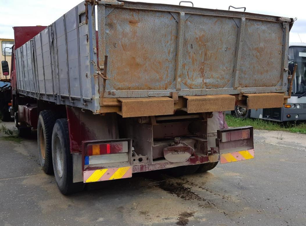 VOLVO FL10 - Camion benne: photos 4 VOLVO FL10 - Camion benne: photos 4