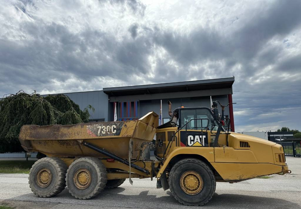 CAT 730 C Auto lubrication + Klima CE + EPA - Tombereau articulé: photos 5 CAT 730 C Auto lubrication + Klima CE + EPA - Tombereau articulé: photos 5