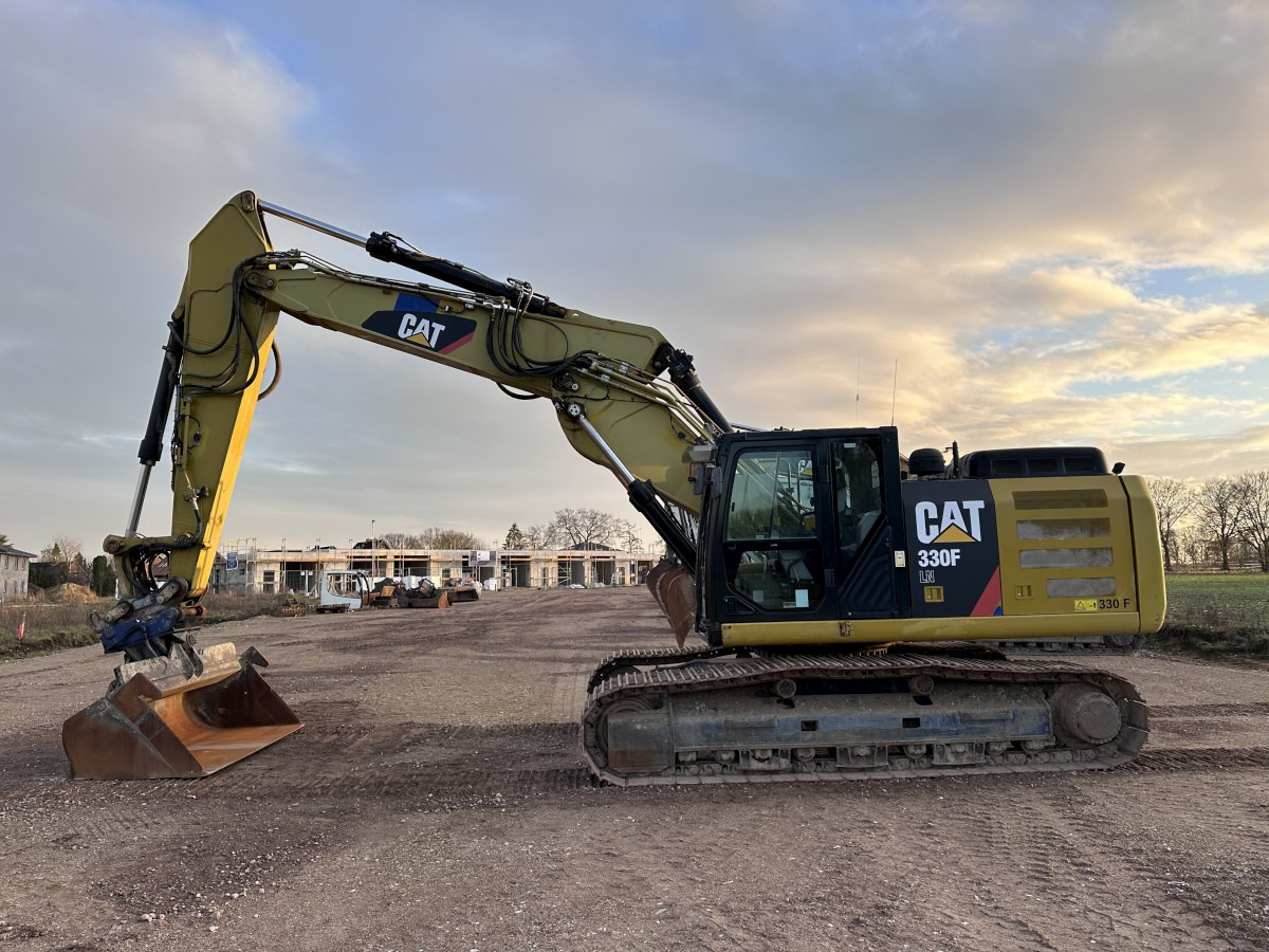 CATERPILLAR 330 FLN VA OQ 70-55 Deutsche Maschine! Top !!! - Pelle sur chenille: photos 1 CATERPILLAR 330 FLN VA OQ 70-55 Deutsche Maschine! Top !!! - Pelle sur chenille: photos 1