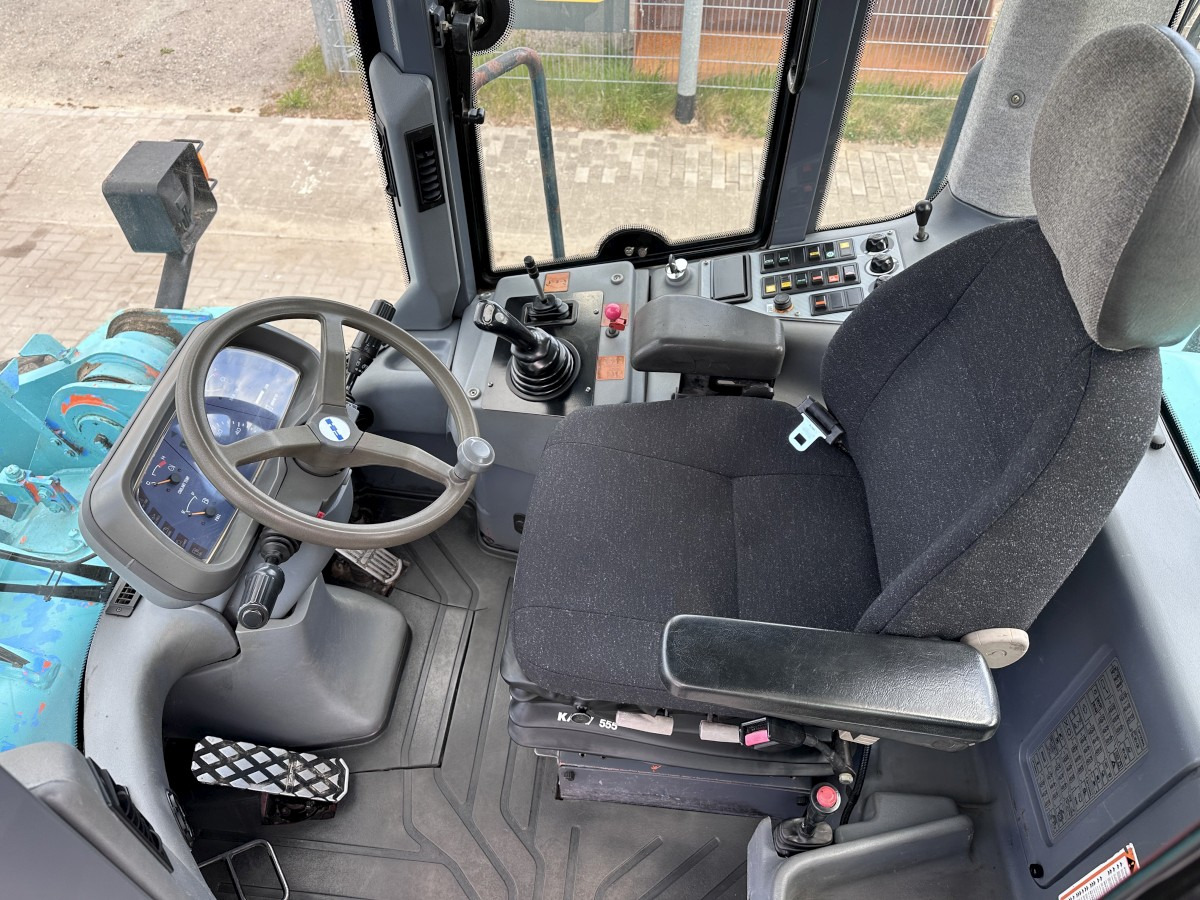 FIAT-HITACHI W 170 Cummins 6 Cyl. Turbo Deutsche Maschine ! - Chargeuse sur pneus: photos 5 FIAT-HITACHI W 170 Cummins 6 Cyl. Turbo Deutsche Maschine ! - Chargeuse sur pneus: photos 5