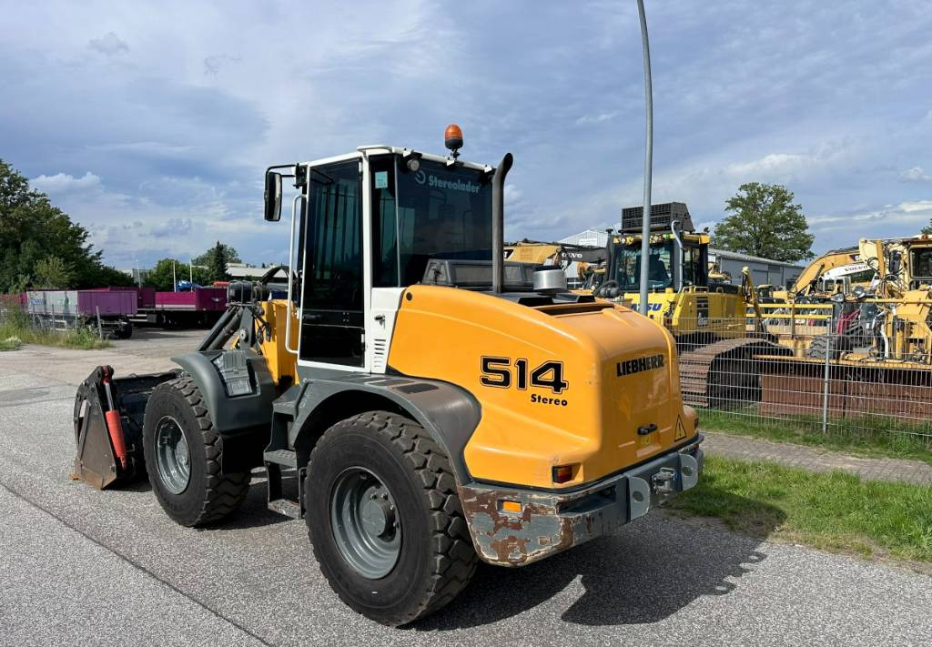 Liebherr L 514 Stereo +30 Kmh Klima 3er Kreis Greifschaufel - Chargeuse sur pneus: photos 5 Liebherr L 514 Stereo +30 Kmh Klima 3er Kreis Greifschaufel - Chargeuse sur pneus: photos 5
