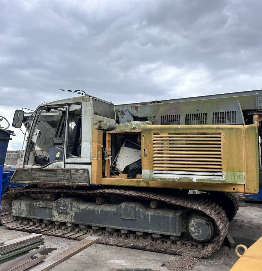 Liebherr LRB 155 for parts breaking dismantling - Mât de battage: photos 1 Liebherr LRB 155 for parts breaking dismantling - Mât de battage: photos 1