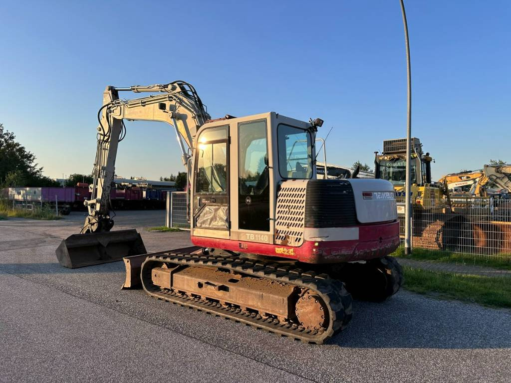 Takeuchi TB 1140 + ISUZU Motor Klima 14.3 Tonnen ! - Pelle sur chenille: photos 5 Takeuchi TB 1140 + ISUZU Motor Klima 14.3 Tonnen ! - Pelle sur chenille: photos 5