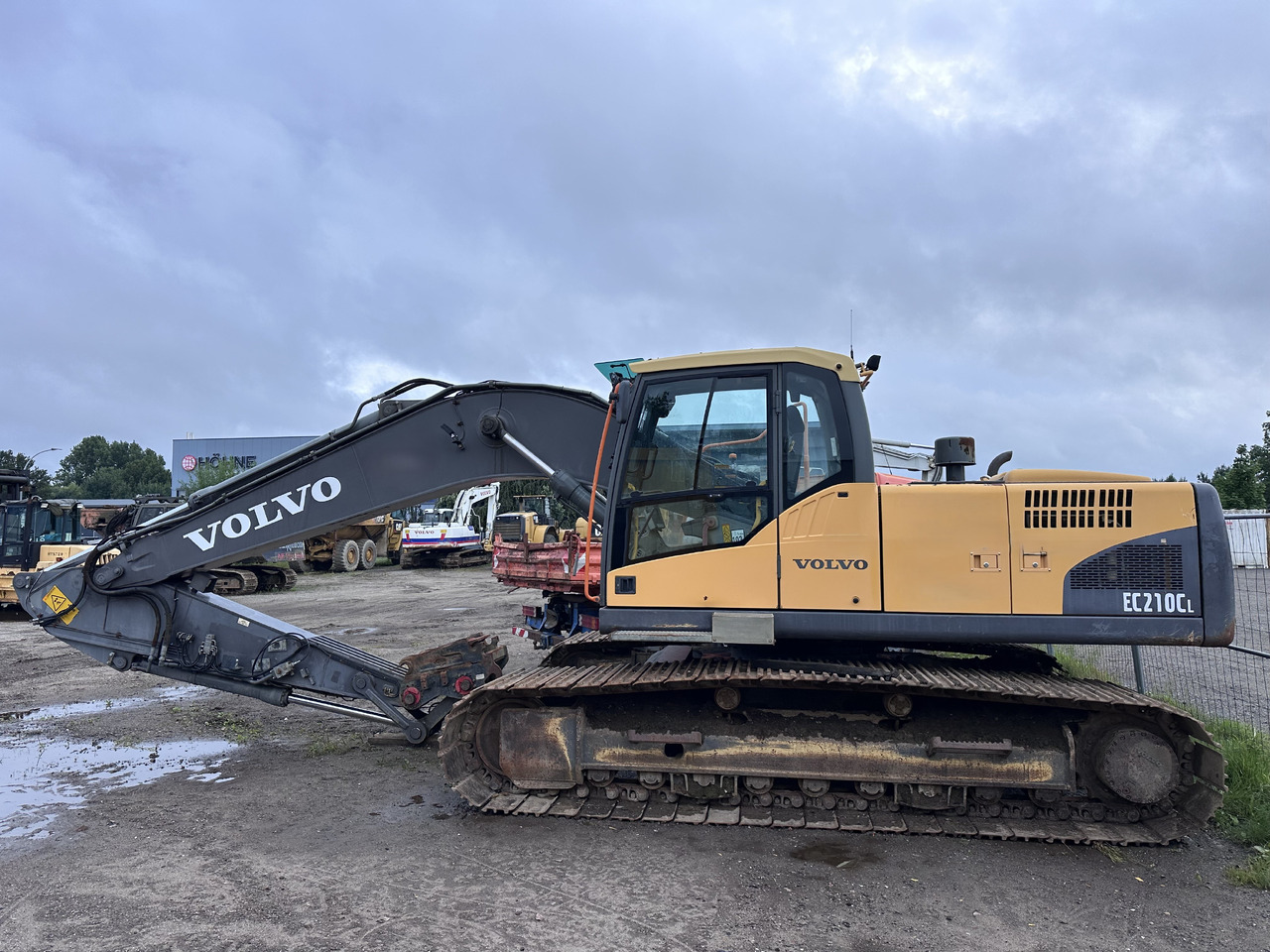 VOLVO EC 210 CL Deutsche Maschine! Top !!! - Pelle sur chenille: photos 1 VOLVO EC 210 CL Deutsche Maschine! Top !!! - Pelle sur chenille: photos 1