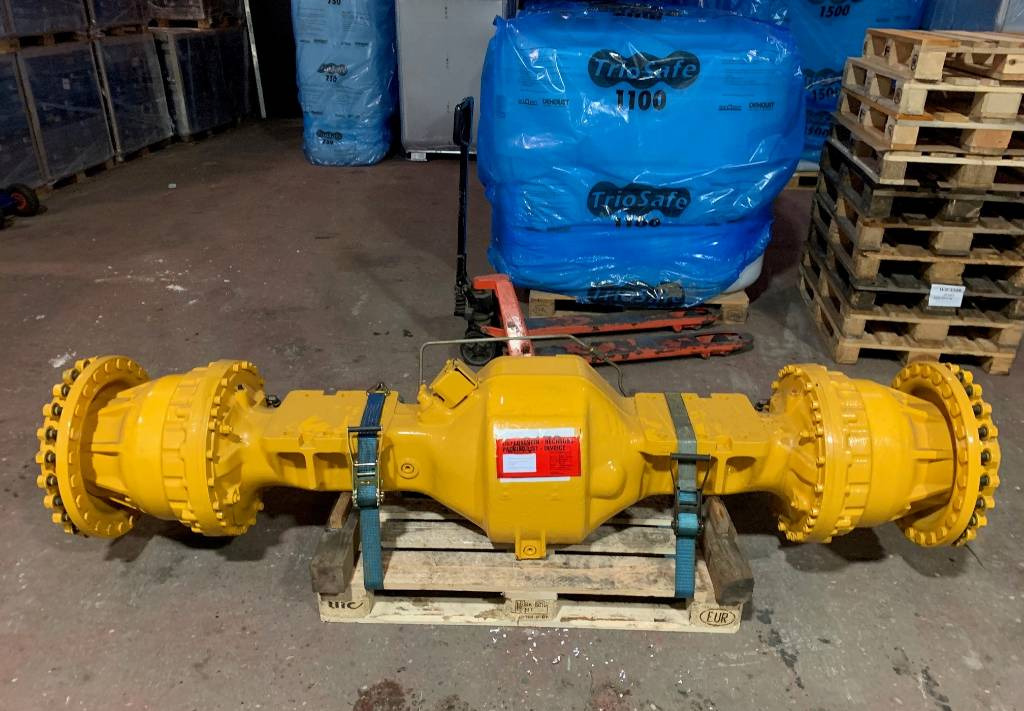 Volvo L220 E-F Achse - Axle - Hubgerüst - short boom - Chargeuse sur pneus: photos 2 Volvo L220 E-F Achse - Axle - Hubgerüst - short boom - Chargeuse sur pneus: photos 2