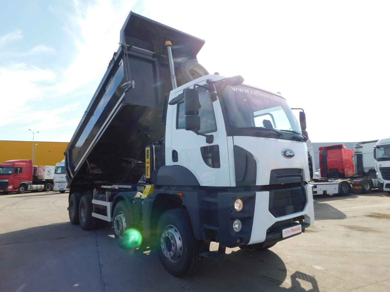 Ford 4142d 8x4 dcab e6 eco 16s 2600 amt - Camion benne: photos 2 Ford 4142d 8x4 dcab e6 eco 16s 2600 amt - Camion benne: photos 2