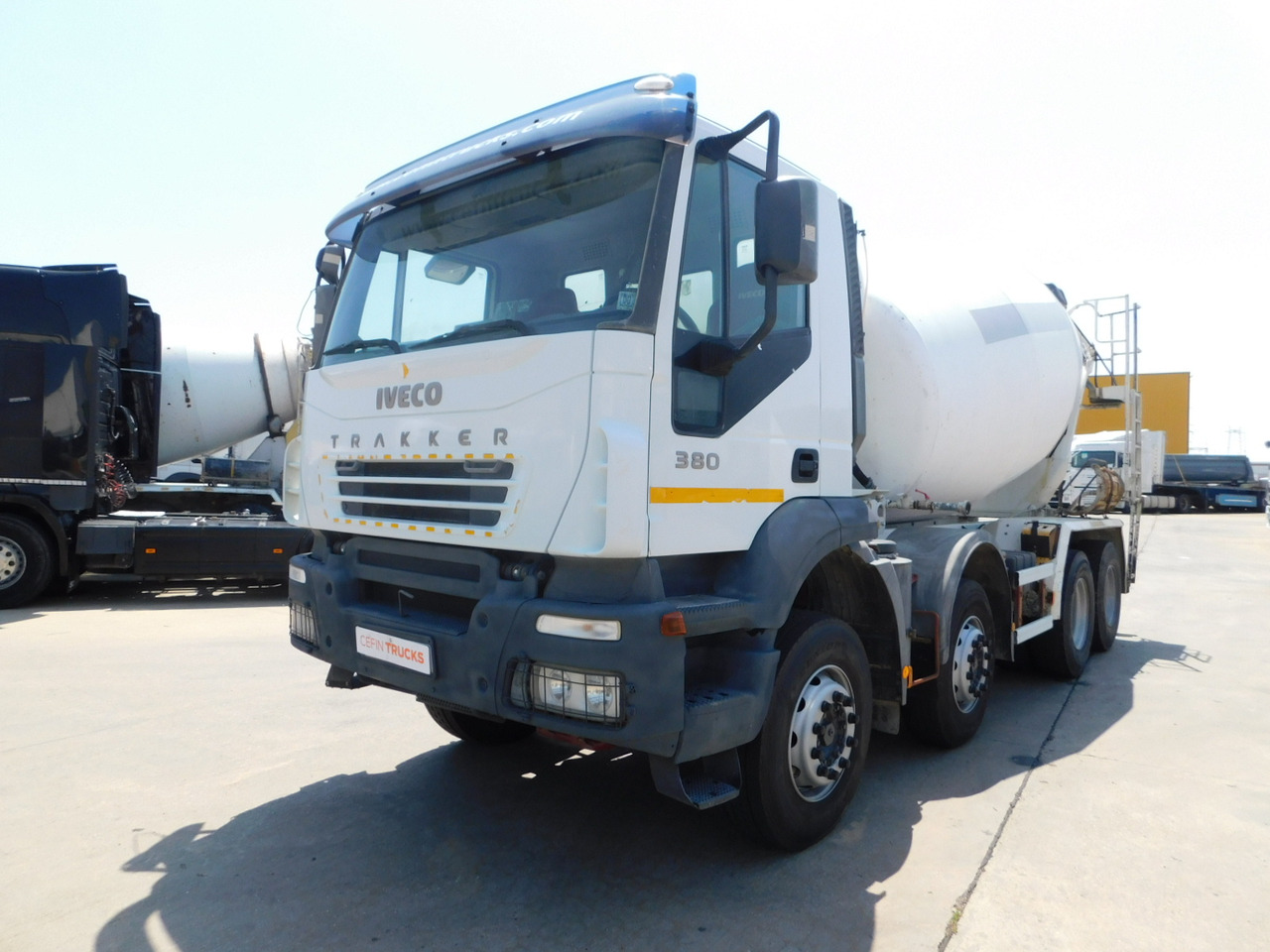 Iveco Ad340t38b trakker - Camion malaxeur: photos 1 Iveco Ad340t38b trakker - Camion malaxeur: photos 1