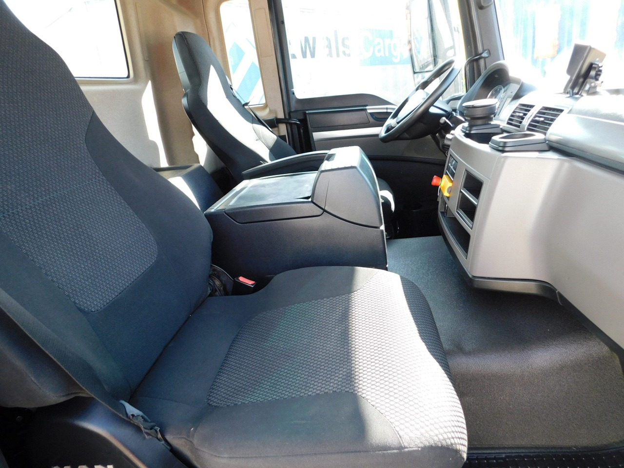 Man Tgs 32420 - Camion malaxeur: photos 5 Man Tgs 32420 - Camion malaxeur: photos 5