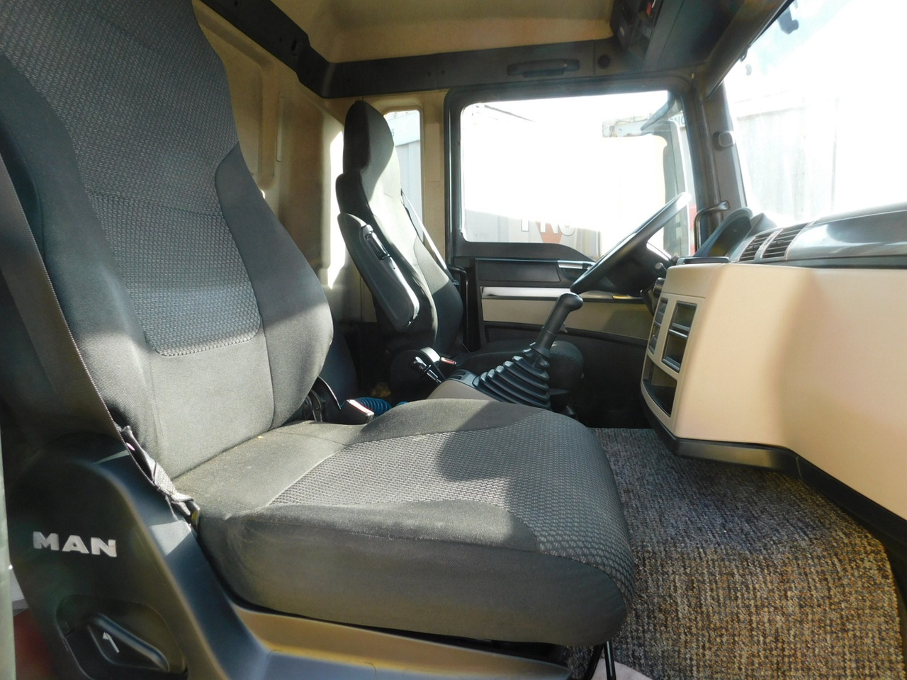 Man Tgs 41420 - Camion benne: photos 5 Man Tgs 41420 - Camion benne: photos 5