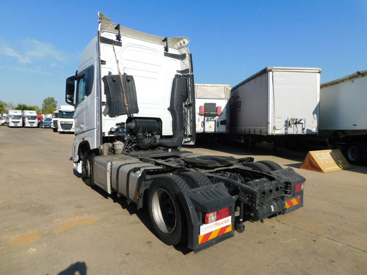 Ford F max ll 4x2 scab e6 12tx2620 - Tracteur routier: photos 4 Ford F max ll 4x2 scab e6 12tx2620 - Tracteur routier: photos 4